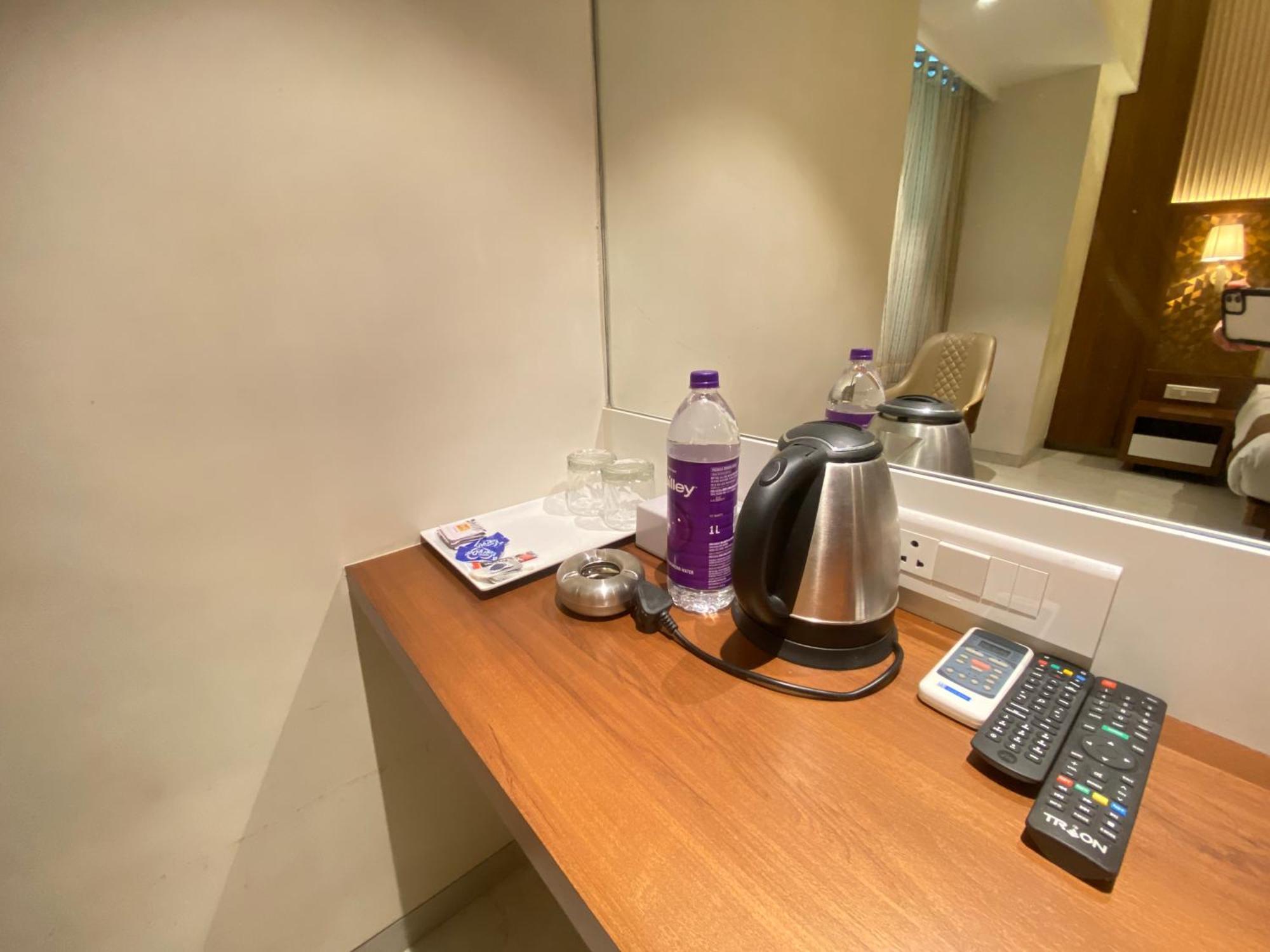 Hotel Czar Inn - Vashi Navi Mumbai Kültér fotó